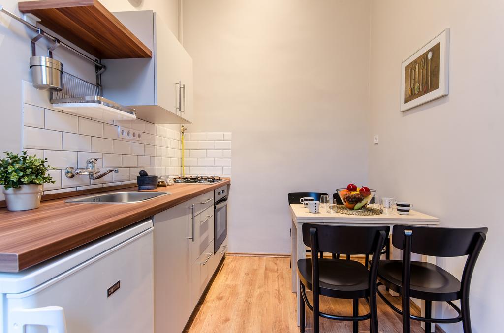 Basil Apartment Budapest Esterno foto